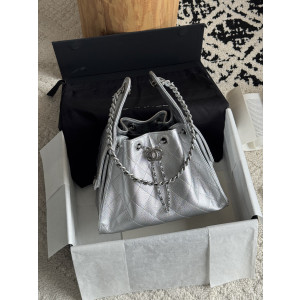 HOBO 백 퀼팅 버킷백