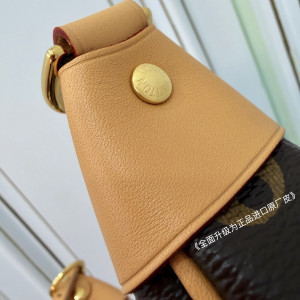 베ージュ 레더 버킷백